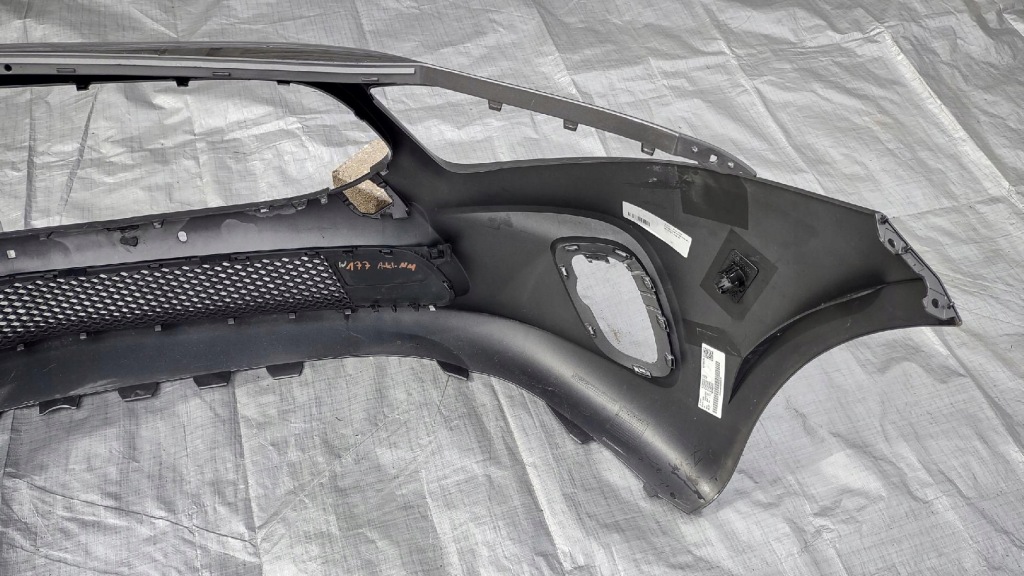 Купити Бампер mercedes a-klasa a177 w177 новий model 18-