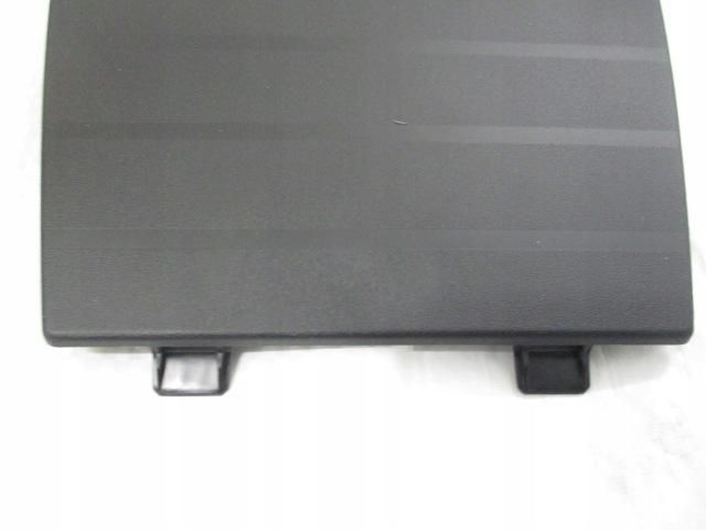 фото №2, Peugeot 2008 ii заглушка радара бампера nowa оригинальная