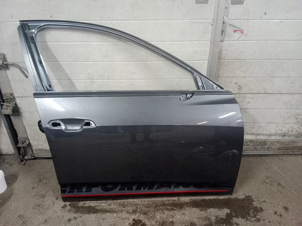 фото №1, Двері праве перед передні audi a6 c8 4k0 4k