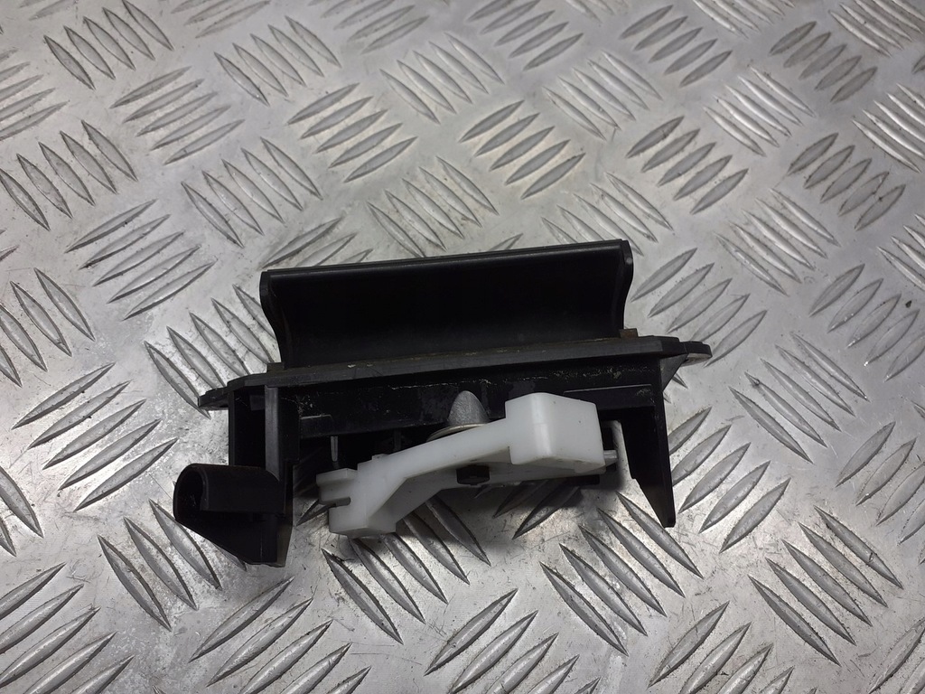 фото №1, Ручка крышки багажника toyota corolla e12 1.4 d4d