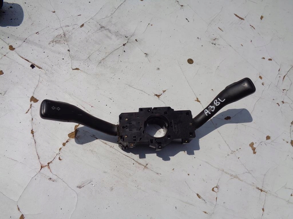 фото №1, Переключатель комбинированный 8l0953513 audi a3 8l