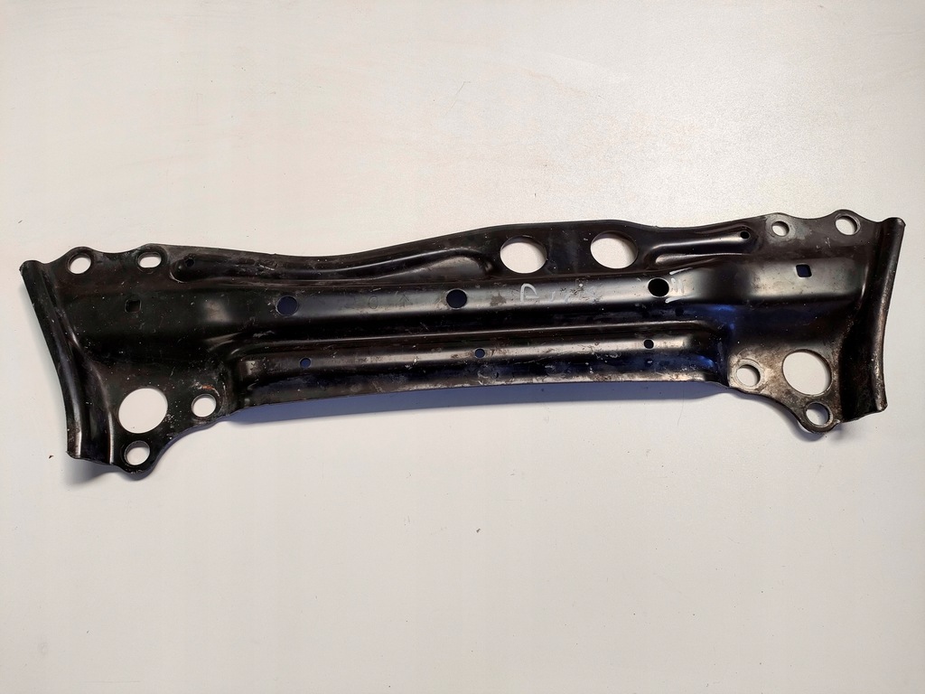 фото №1, Кронштейн кронштейн подрамник toyota auris ii