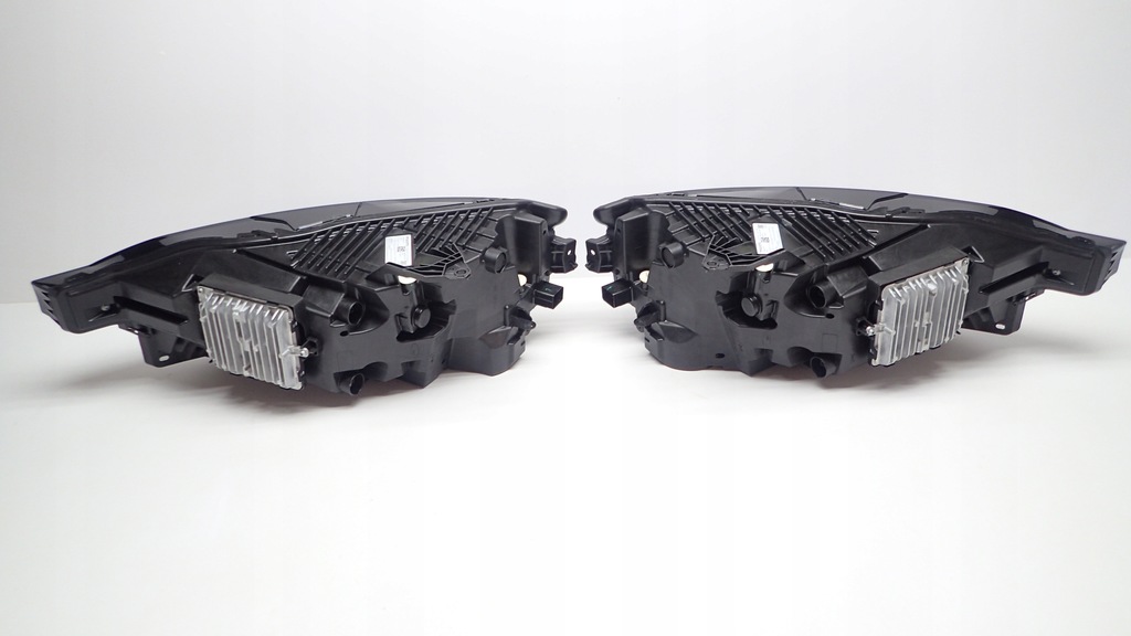 фото №3, Nowe лампи mid led volvo xc60