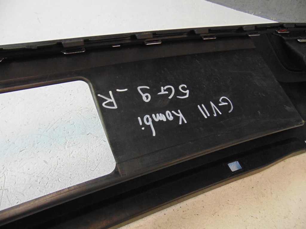 фото №12, Dół бампера задняя vw golf vii kombi lift 5g9807568r