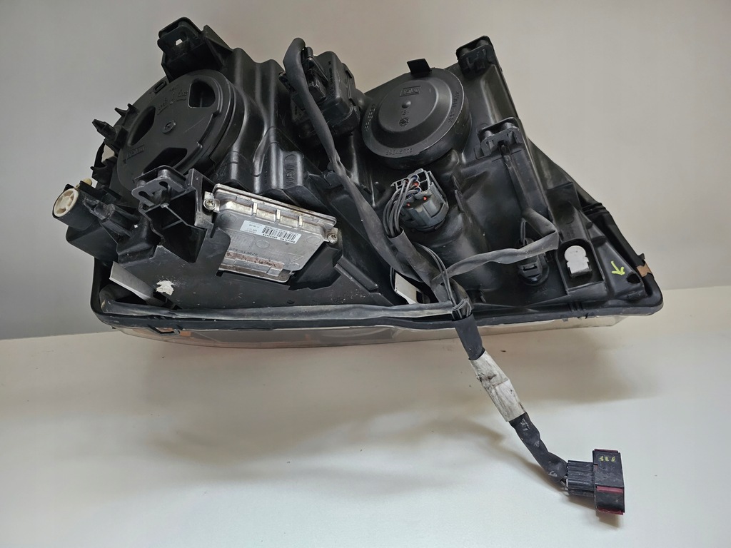 фото №13, Лампа ліва передня volvo xc90 i ксенон 31111190