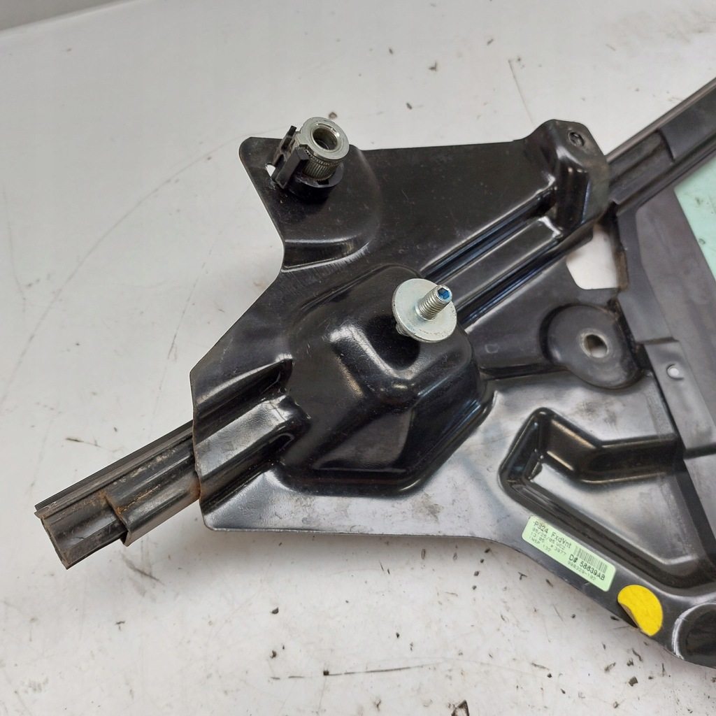 фото №7, Mitsubishi eclipse 4 4g стекло боковая треугольник левый перед 58639ab