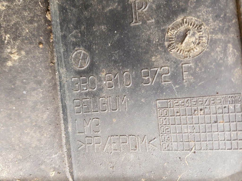 фото №3, Подкрылок задняя задние правое vw passat b5