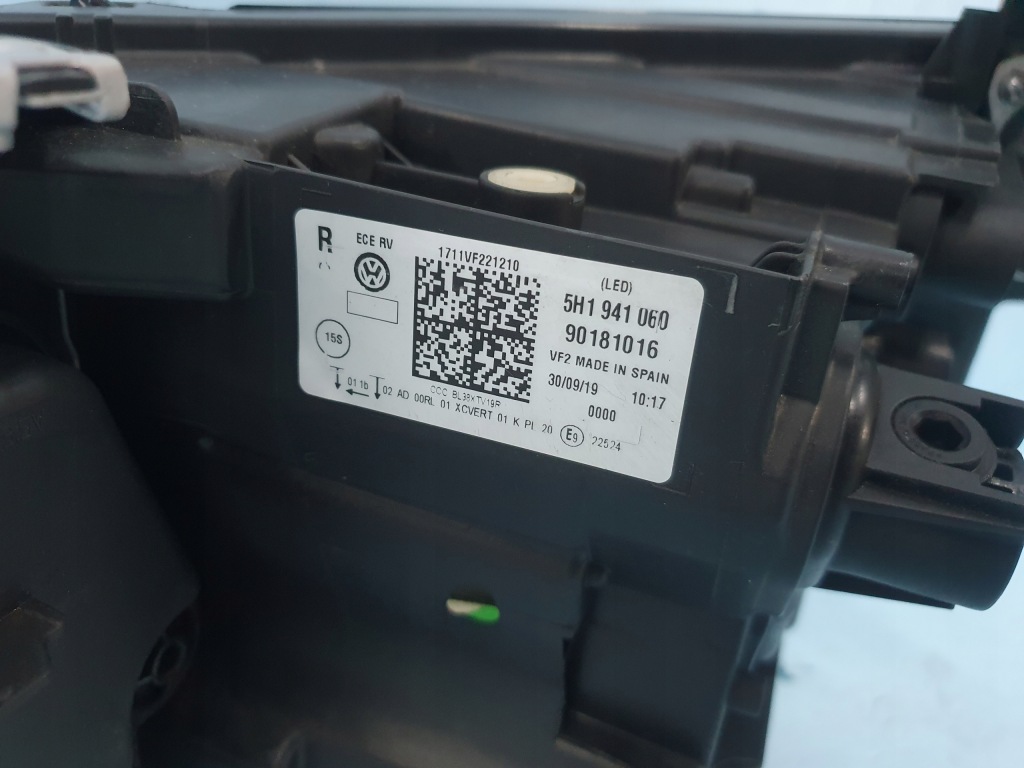 фото №8, Лампа vw golf 8 5h1 full led iq light правая перед