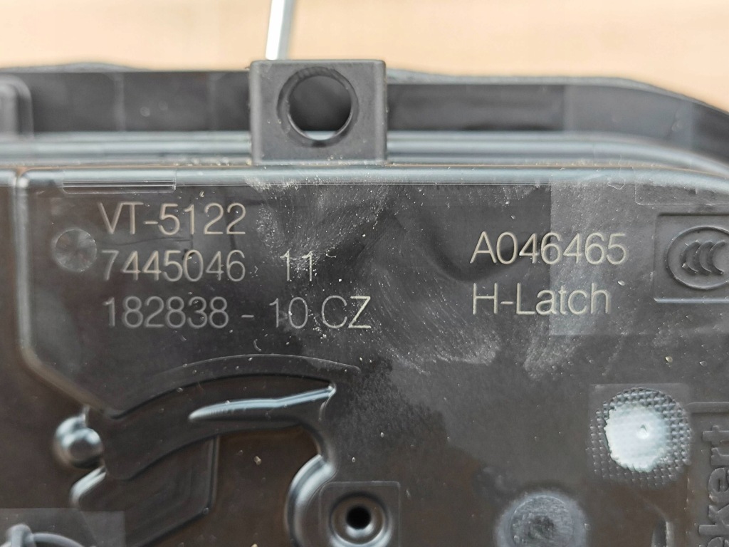 Оригінальний замок двері праві задній 5 pin bmw g26 gran купе 7445046 51km Київ