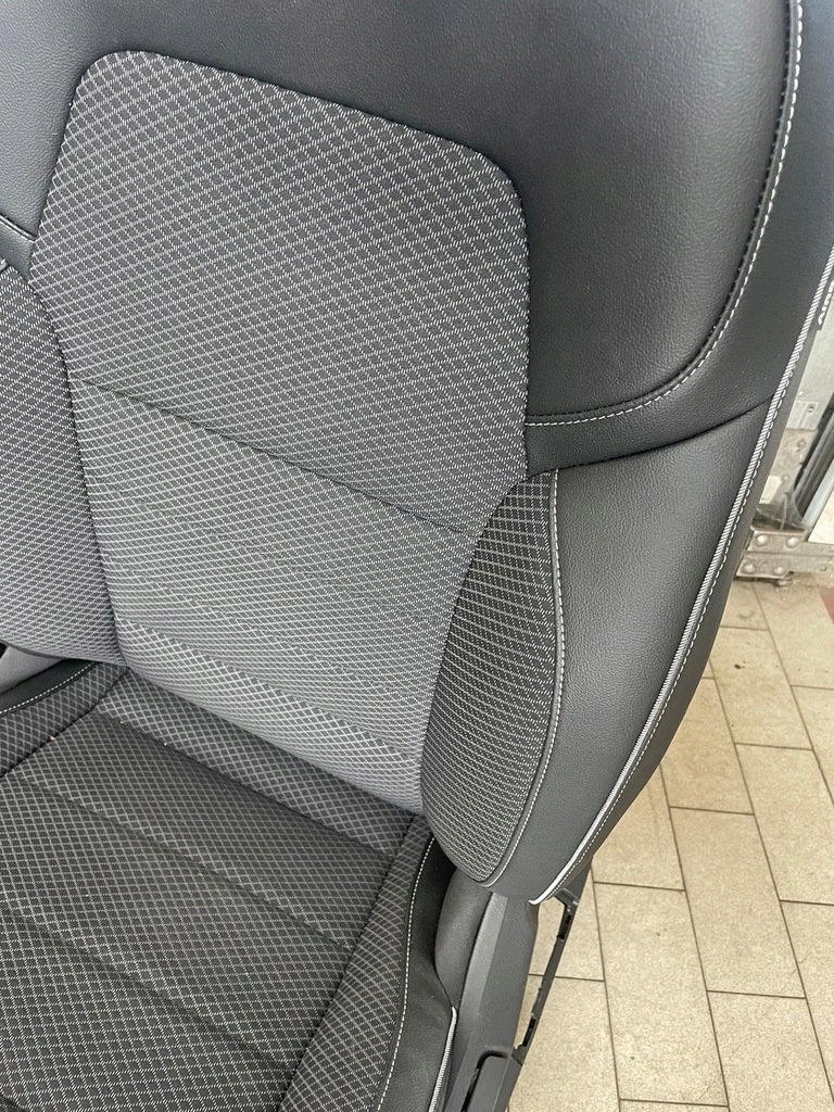 фото №4, Сиденья сиденье заднее сиденье обшивки комплект renault arkana состояние jak nowe