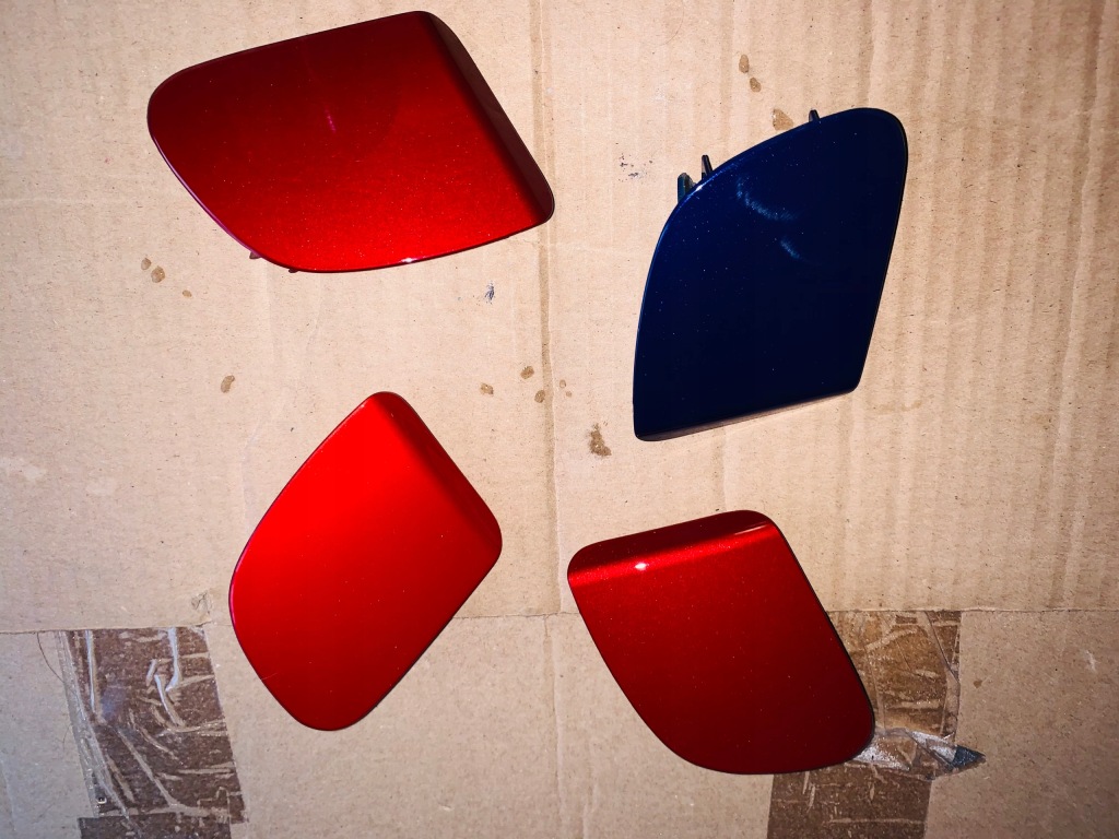 фото №1, Заглушка распылителя alfa romeo giulietta цвета