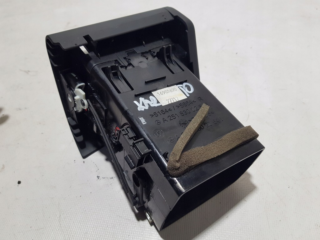 фото №5, Mercedes r-klasa w251 решётки решётка обдув правая 2518300254