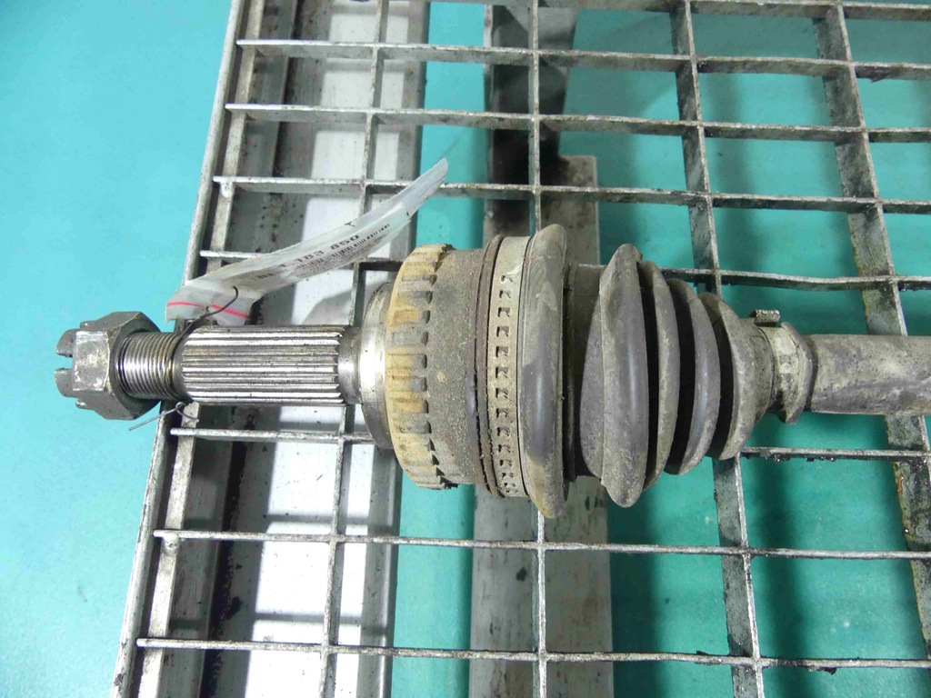 фото №2, Приводной вал правая hyundai atos 97-02 1.0 b