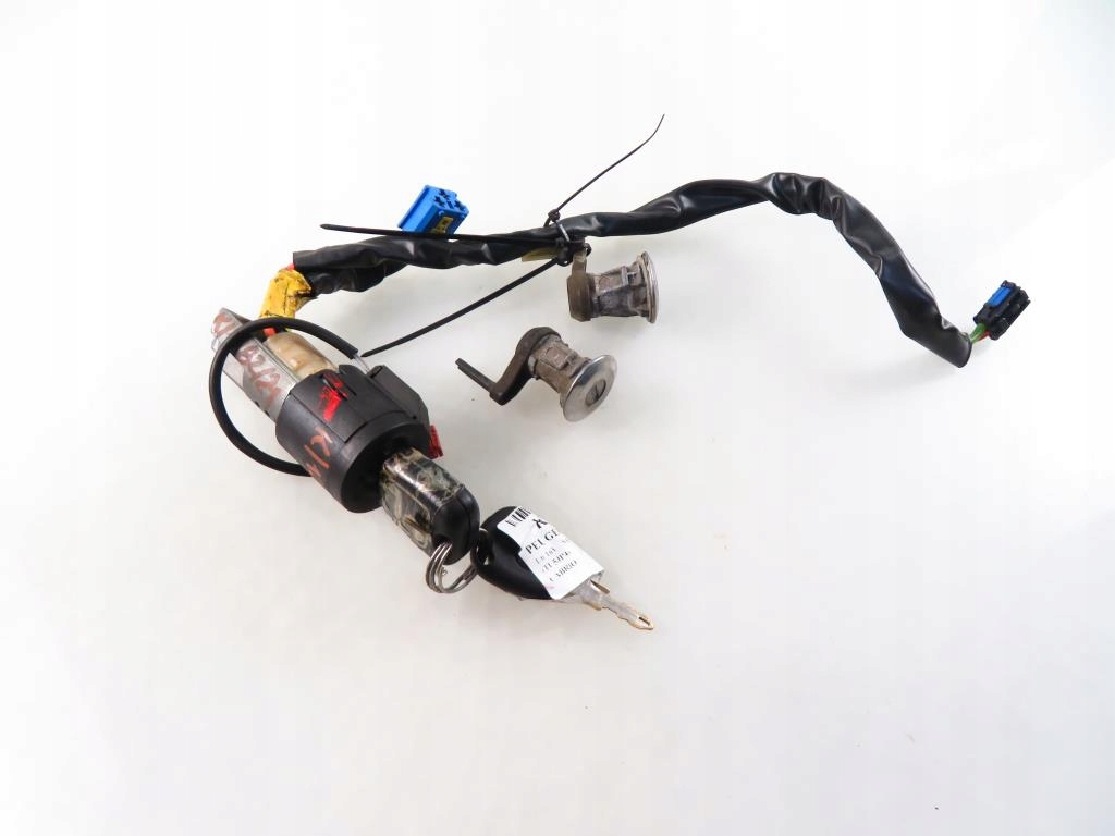 фото №7, Замок зажигания вкладыши peugeot 206 cc 9641551180