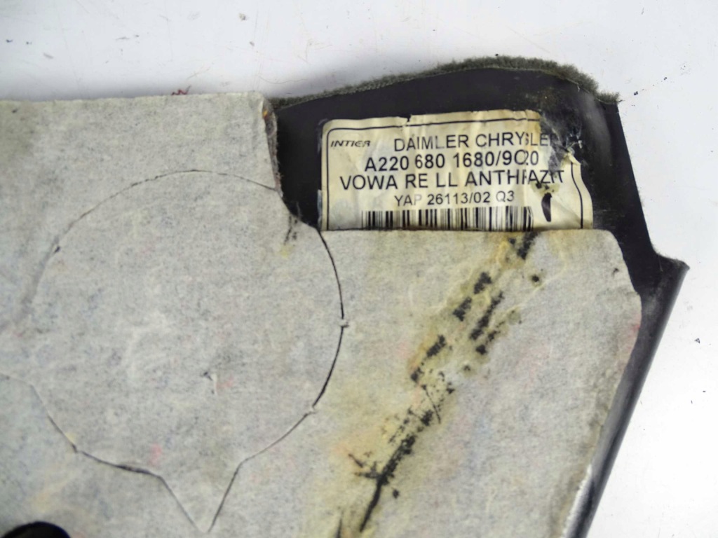 фото №2, Mercedes s w220 обшивка салона правая пол