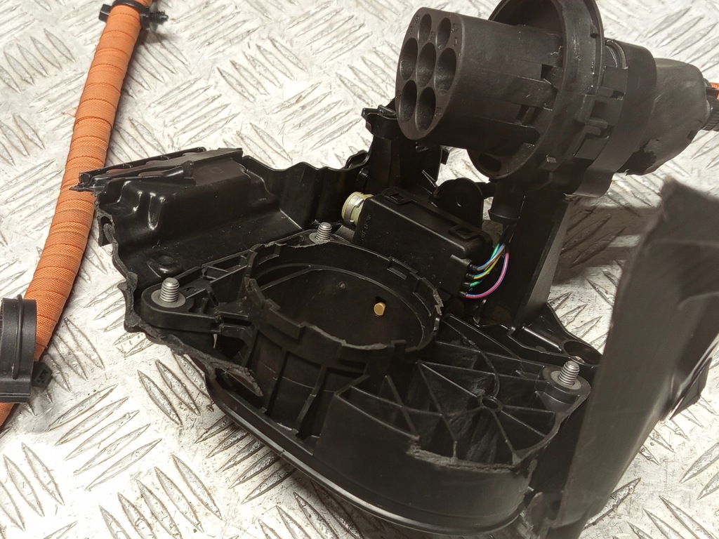 фото №10, Porsche оригінальний номер 9j1971106p taycan кабель шланг джгут роз'єм заряджання