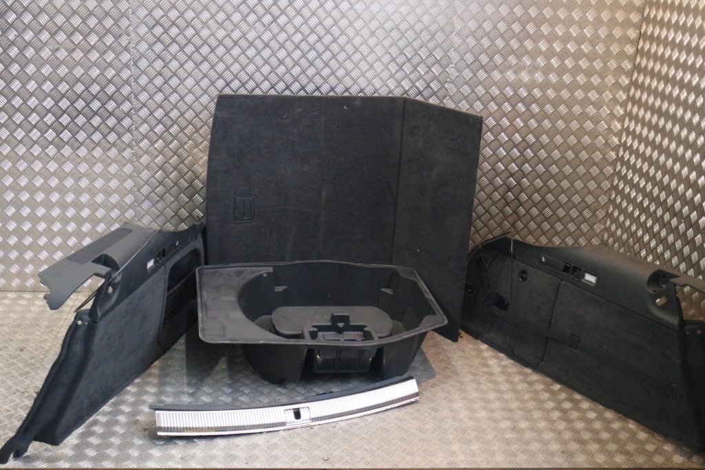 фото №1, Елементи багажника оббивка audi a6 4g9