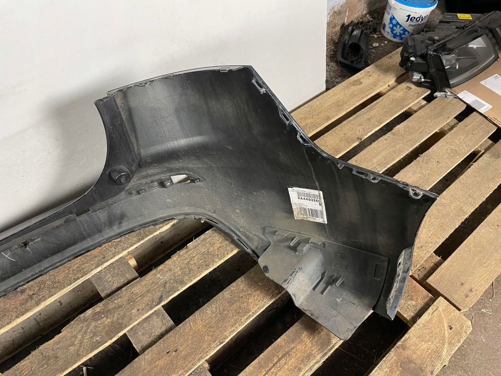 фото №5, Бампер задня задній volvo v60 ii iii 2018- kombi cał