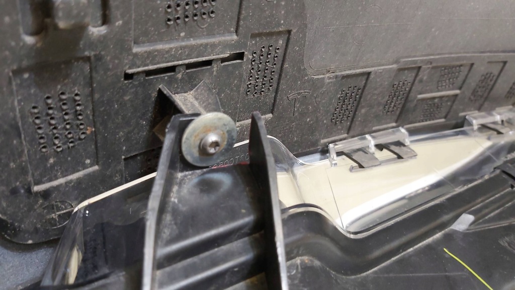 Бампер перед передній протитуманна фара решітка tesla y 1540100-06-c Київ