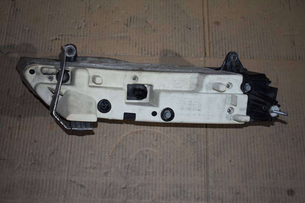 фото №4, Лампа задняя matrix audi r8 1