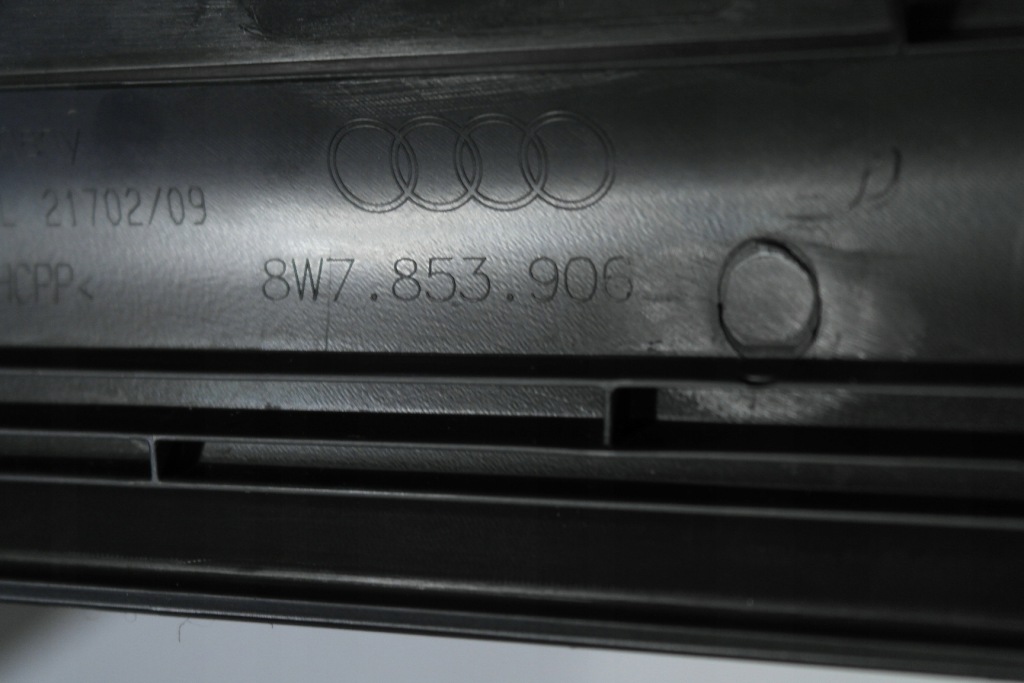 фото №2, Audi a5 s5 cabrio 8w7 молдинг порог правая