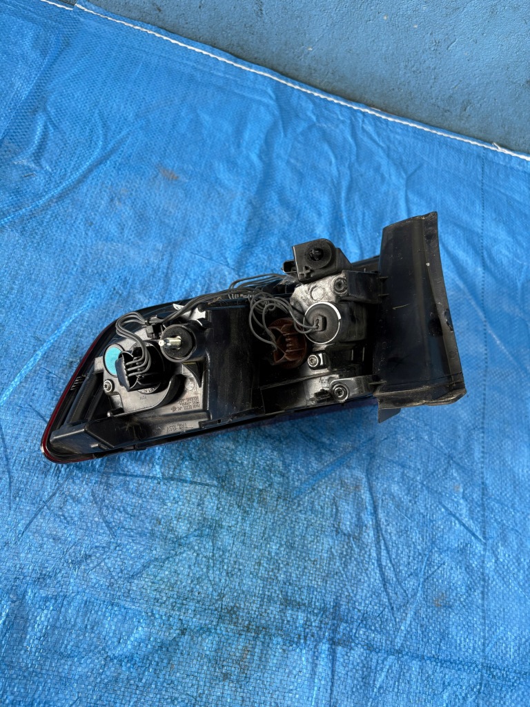 Renault megane iv 4 hb фара led задний  левый задняя левая 265554829r оригинал с Разборки