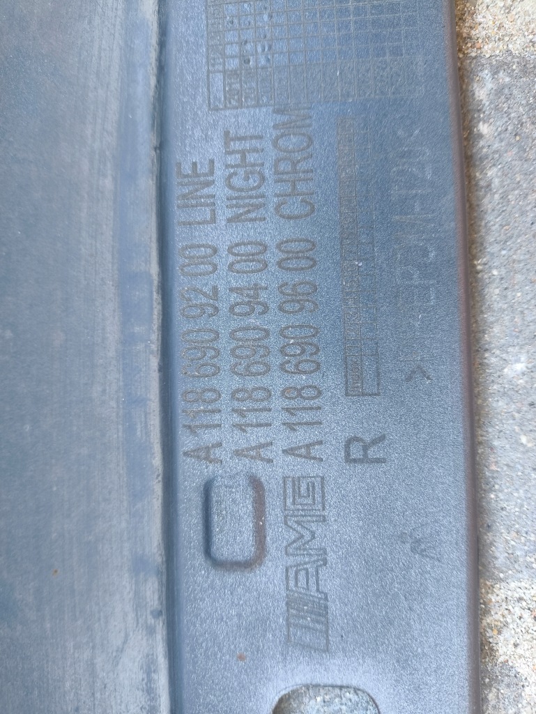 Накладка поріг ,поріг правий mercedes cla w118 amg Недорого