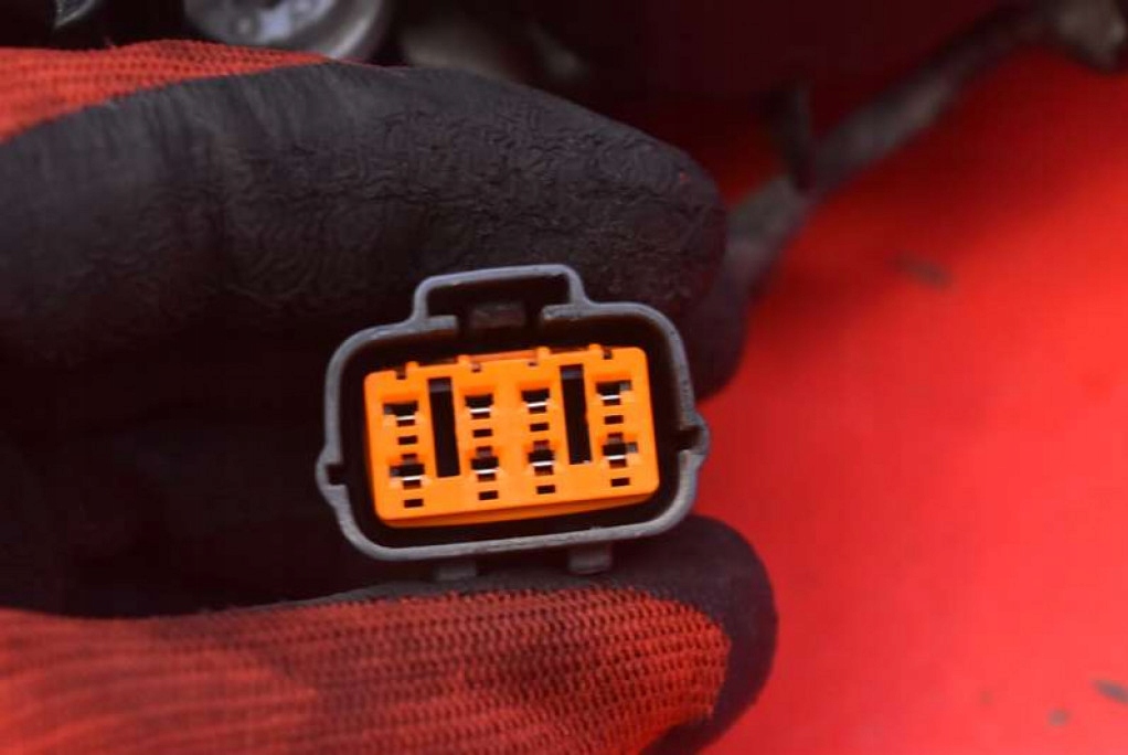 фото №6, Фара правий лампа перед лінза eu dg4051030 mazda 2 dy lift 05-07