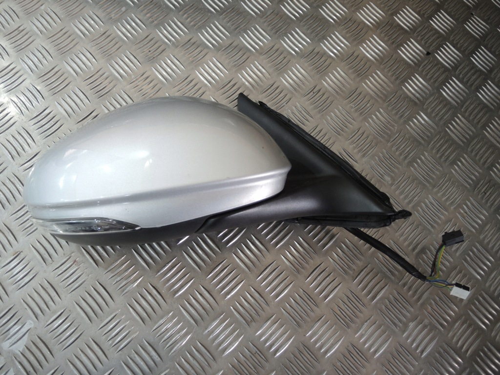 фото №1, Alfa romeo giulia qv дзеркало праве 12 pin