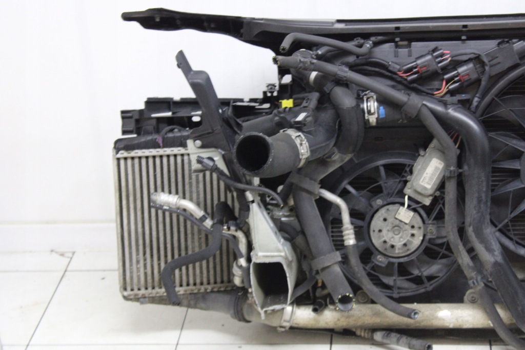 Audi q7 1 4l 3.0 tdi автоматична коробка передач 05r- ремінь передній радіатор вентилятори комплект в Україні