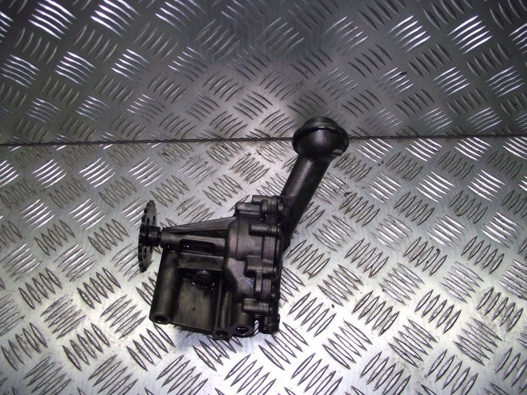 Купити Оригінальний номер renault насос оливи 1.5 dci 150003395r