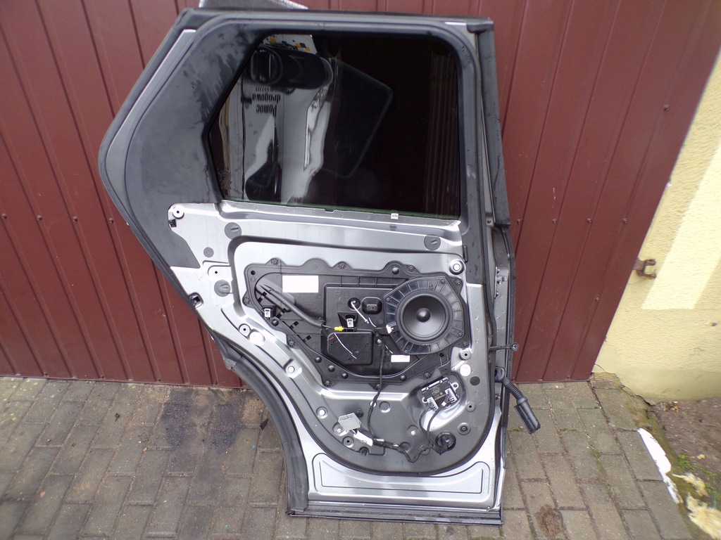 фото №8, Дверь левый задняя land rover discovery v