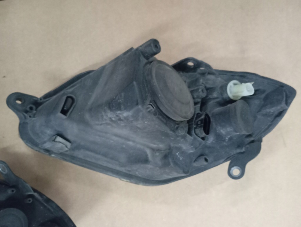 фото №7, Лампа левая правая фара левый правый skoda roomster fabia ii 2 линза