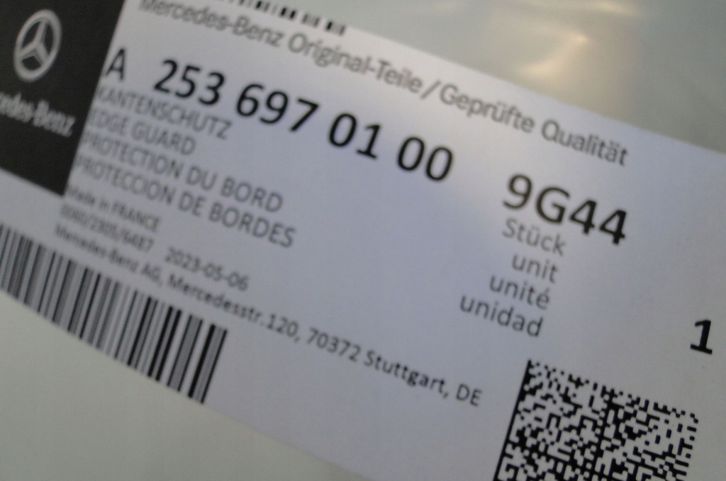 фото №13, Mercedes eqc 293 n293 прокладка край дверь левая передние