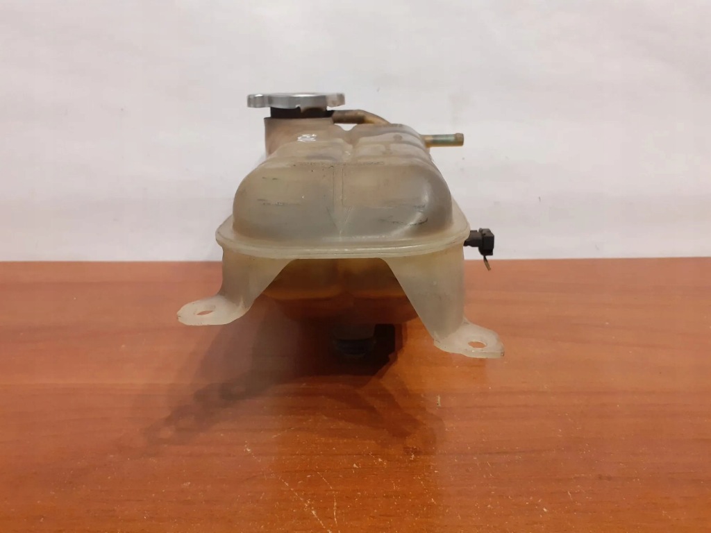 Бачок расширительный mercedes-benz e w124 10709 1993 Киев