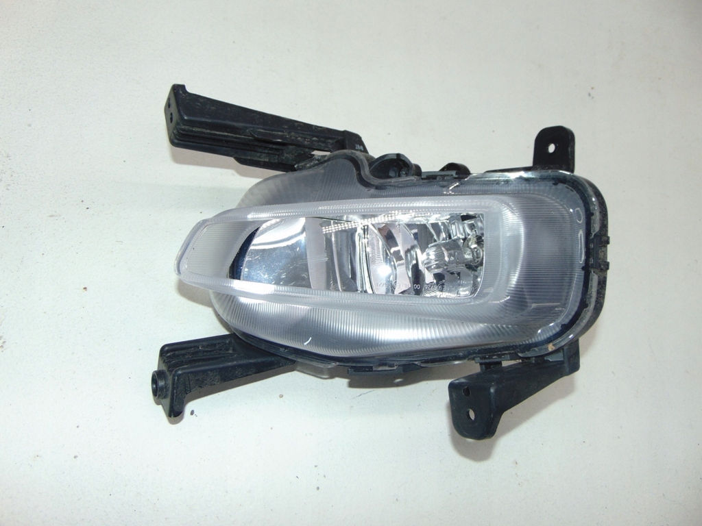 фото №1, Kia ceed iii 3 2018- правый противотуманная фара бампера перед