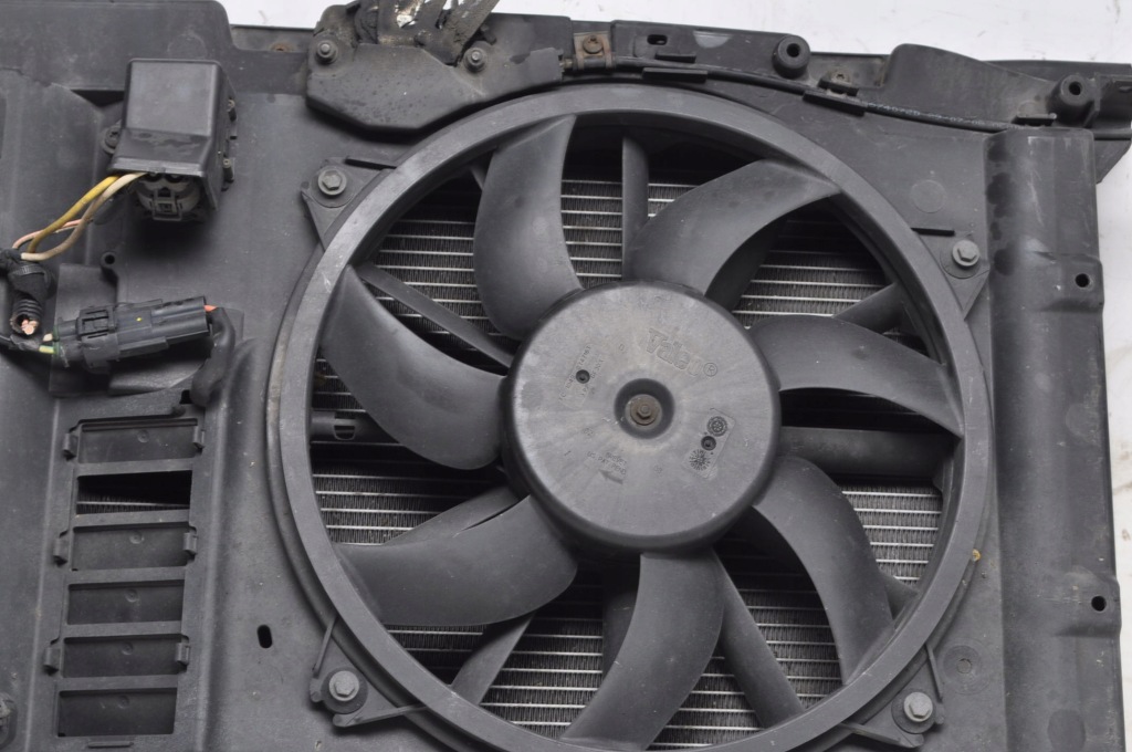 Peugeot 308 1 1.6 hdi рестайлинг  ремень передний радиатор комплект с Разборки