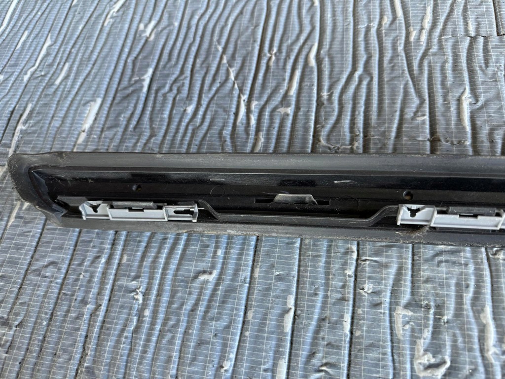 фото №6, Молдинг стекло лобовое правая citroen ds5 evgc 9609866190