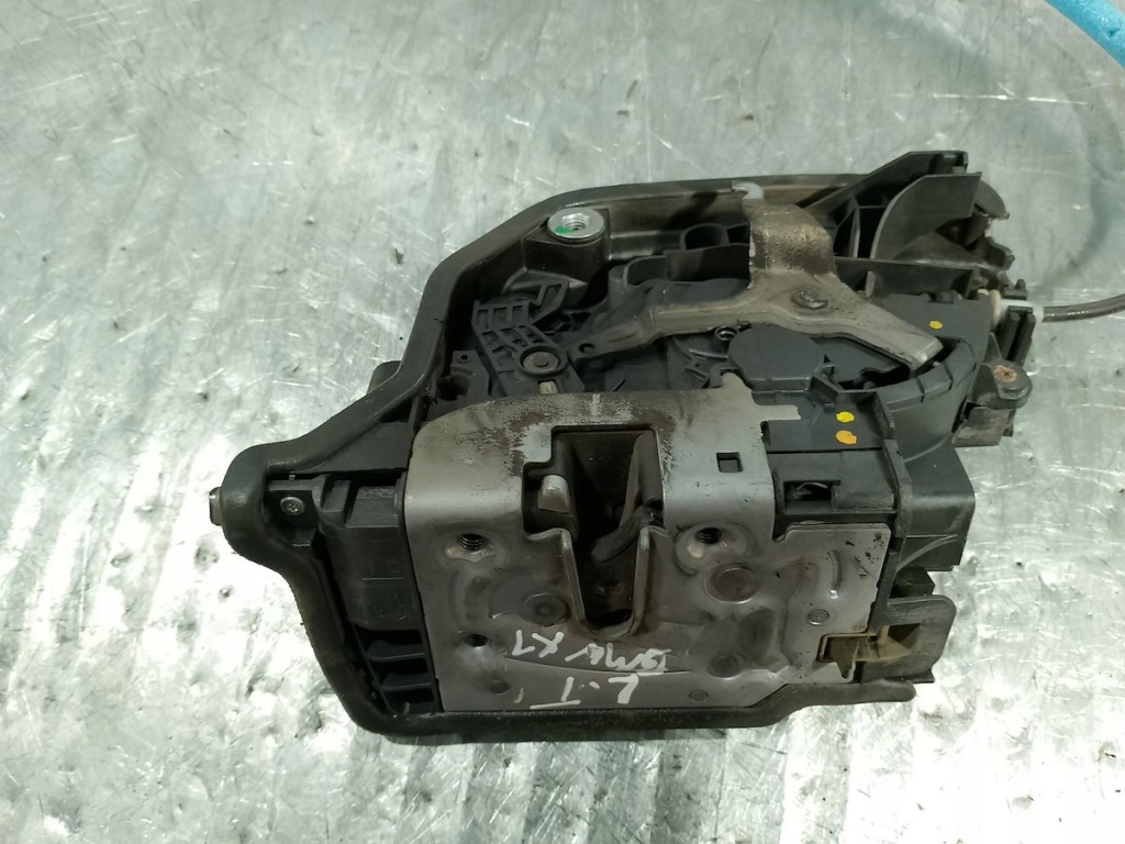 Замок дверь левый задний  bmw x1 7281941 182838-10 Киев