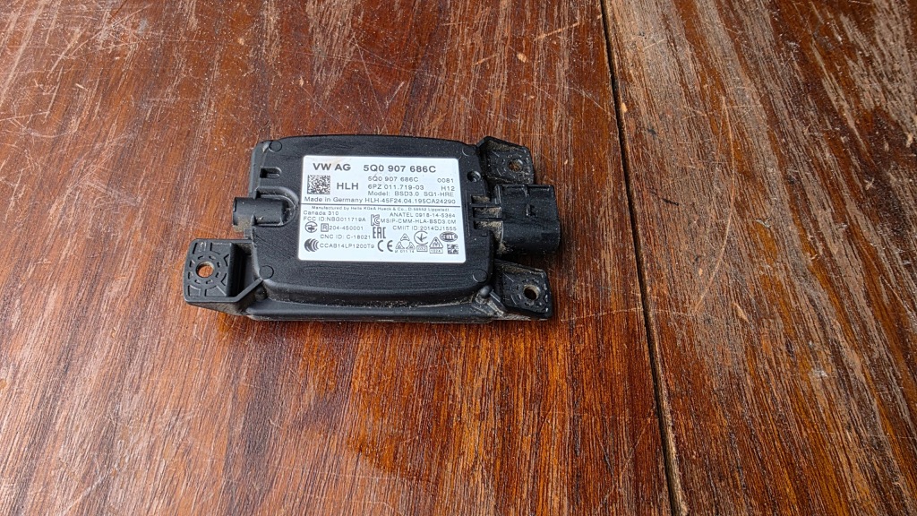 Купити Радар асистент поперечина руху skoda karoq superb iii 5q0907686c