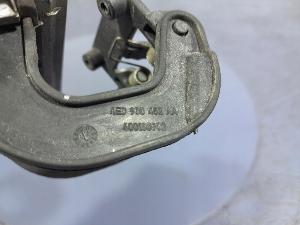 фото №5, Audi a8 d3 заглушка распылителя правая 4e0900452aa ly7w