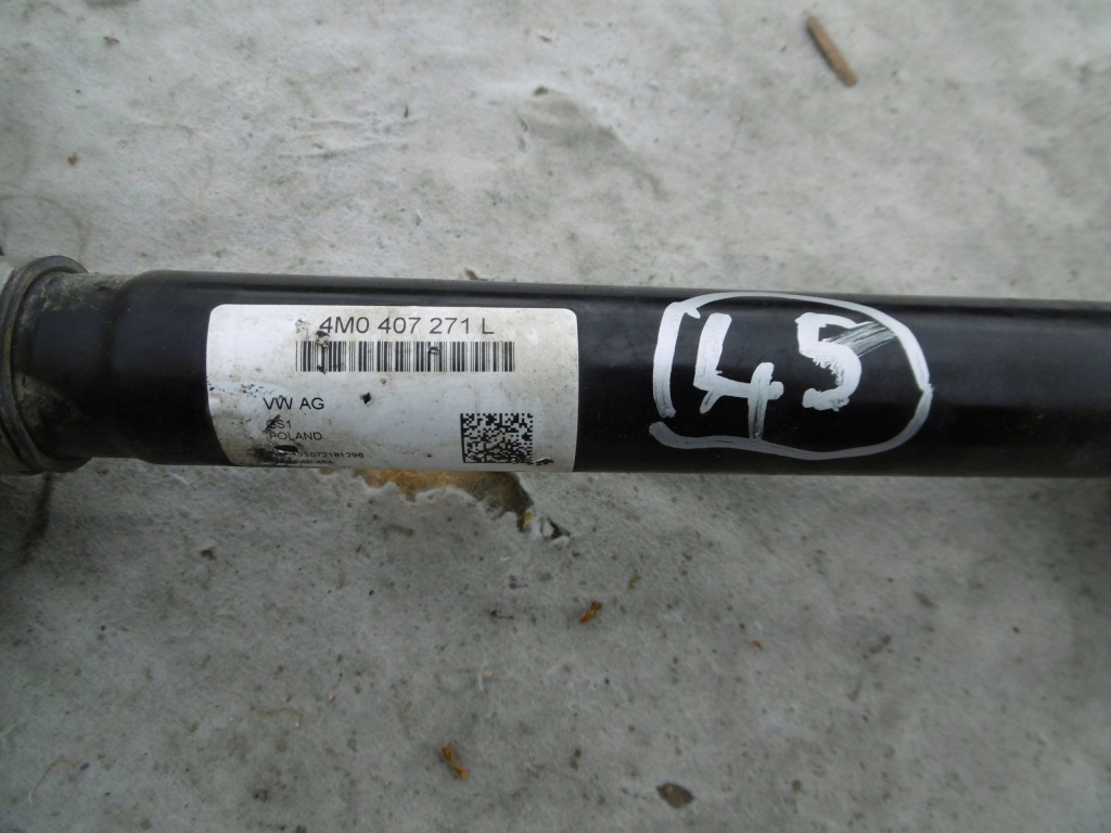 фото №4, Привідний вал ліва 4m0407271l vw touareg iii