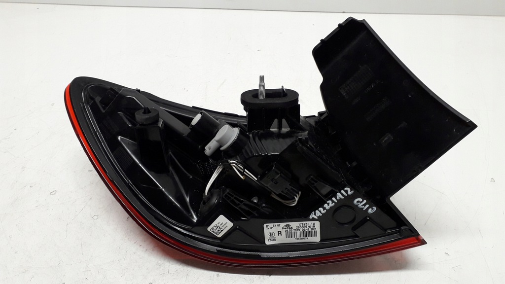 фото №11, Renault clio 5 v 19- лампа правая задняя 265509761r
