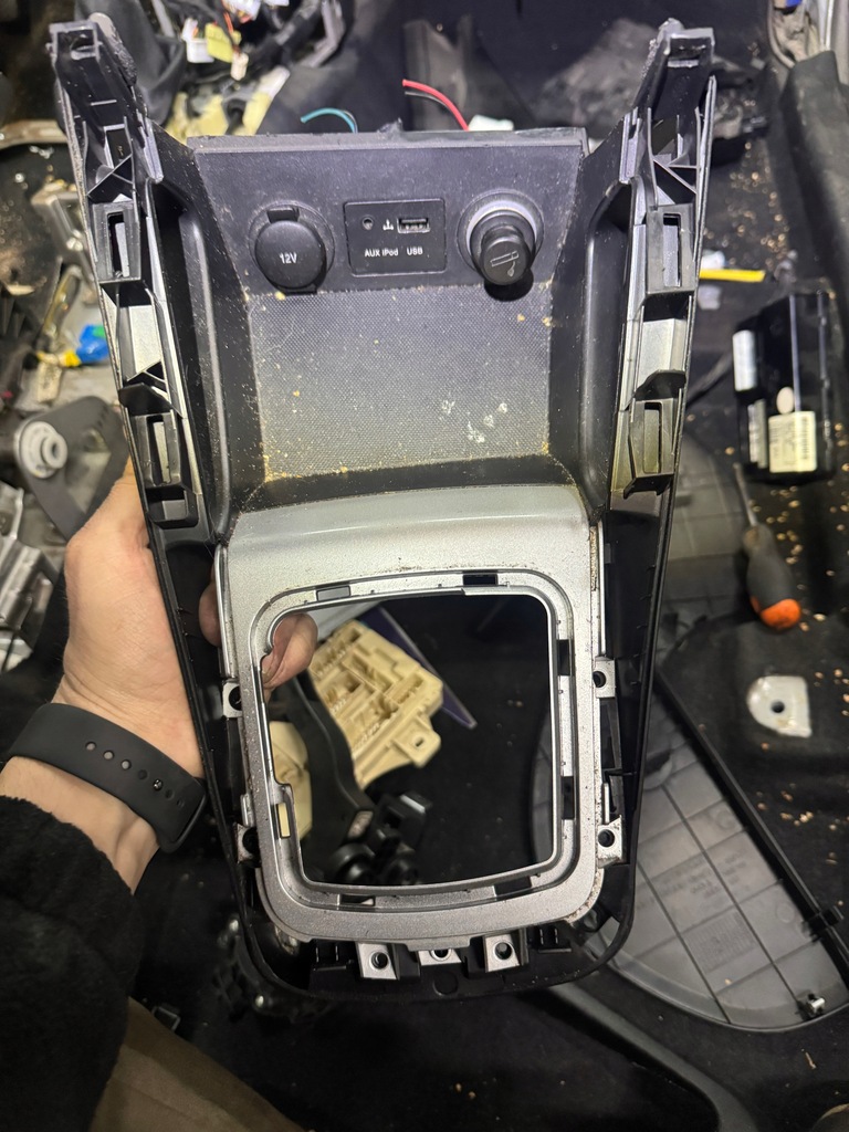 фото №1, Kia ceed бардачок usb aux прикуриватель 2006-2012