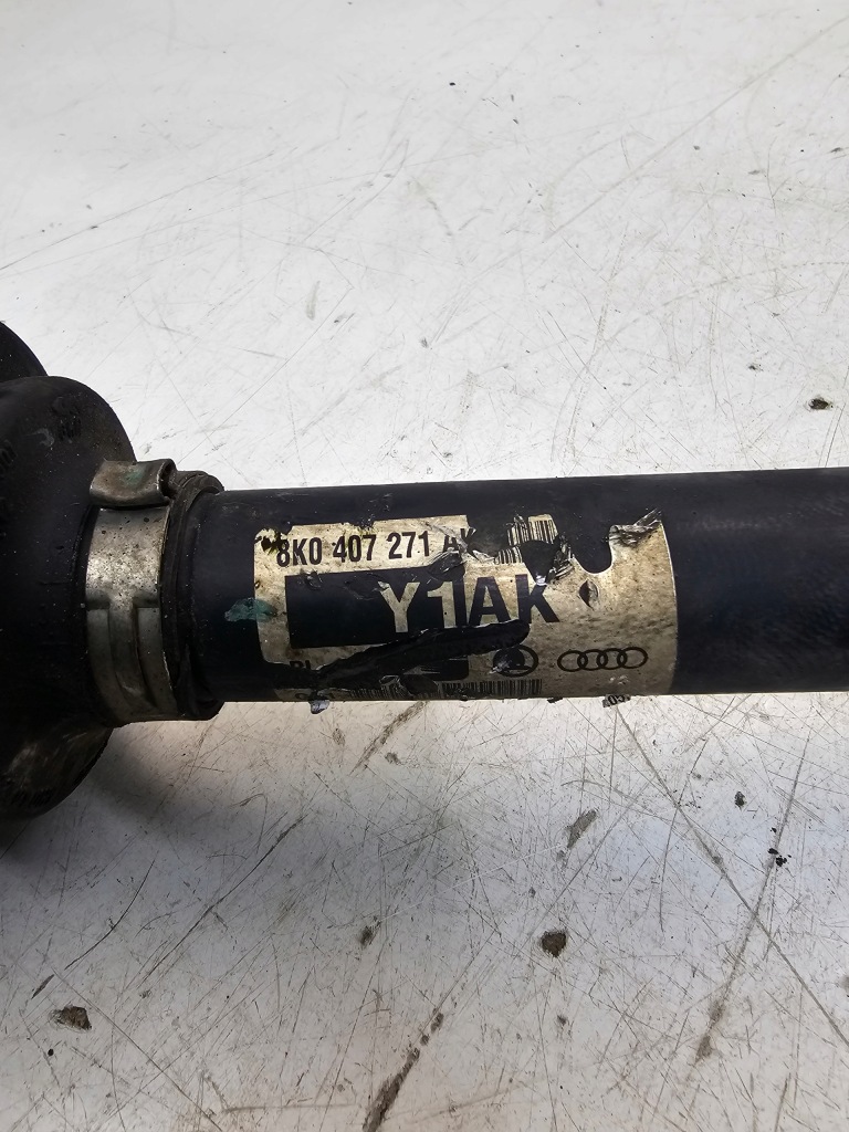 Приводной вал левая или правая перед audi a4 b8 a5 8t рестайлинг  8k0407271ak в Украине
