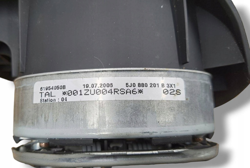 фото №6, Подушка воздушная руля skoda roomster 2007 5j0880201b