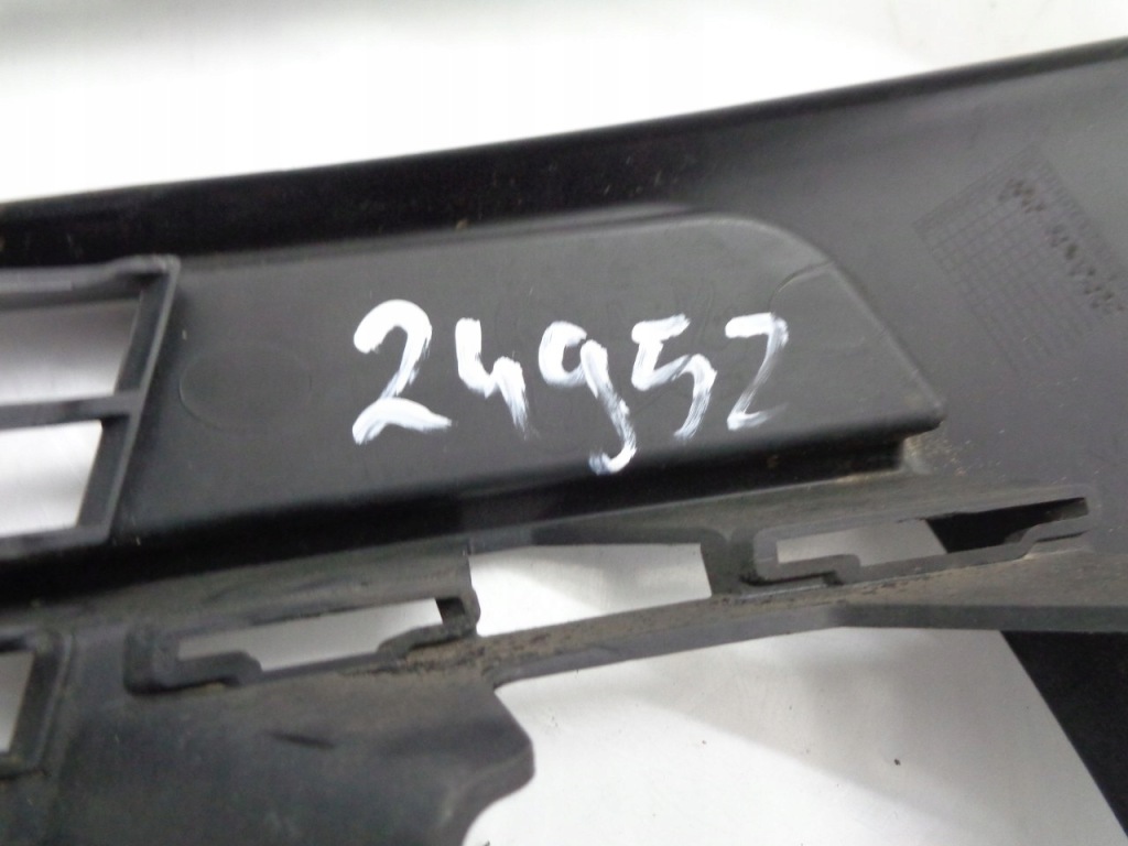 фото №4, Peugeot 308 ii решётка бампер правый перед