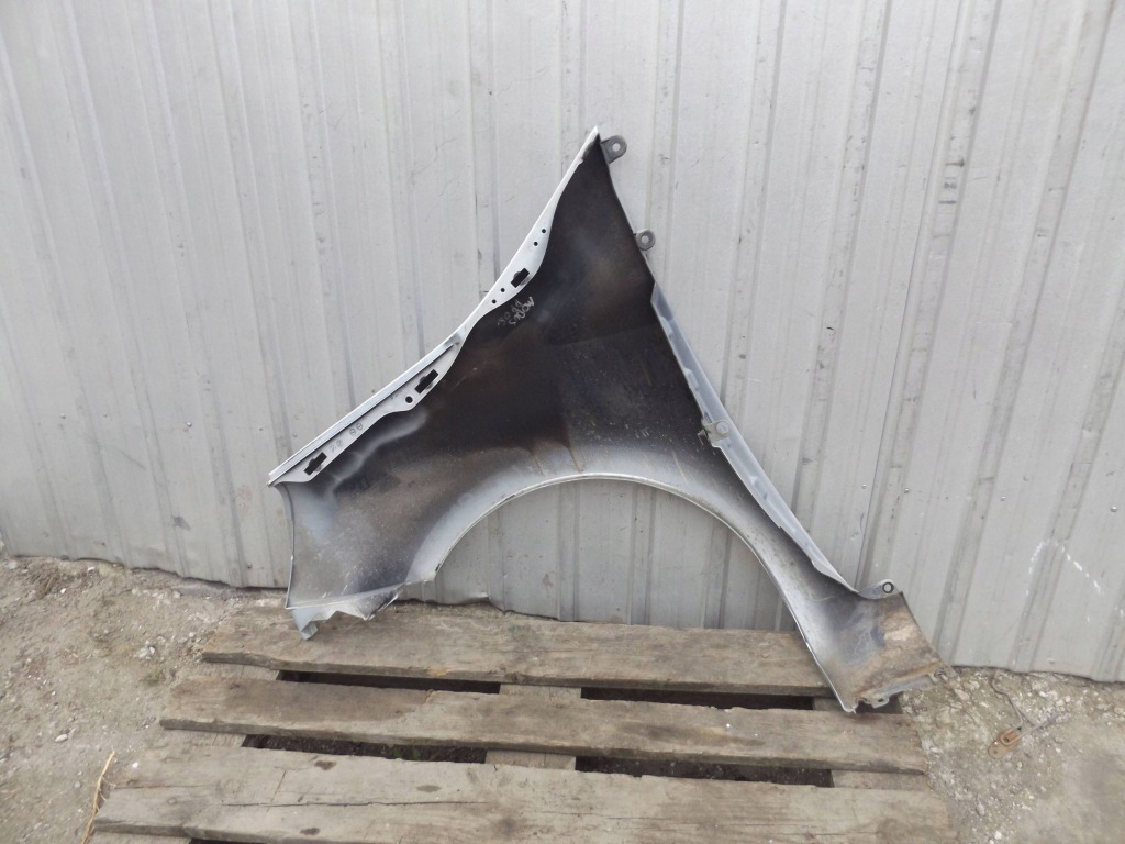 Modus крыло  правый  перед Доставка