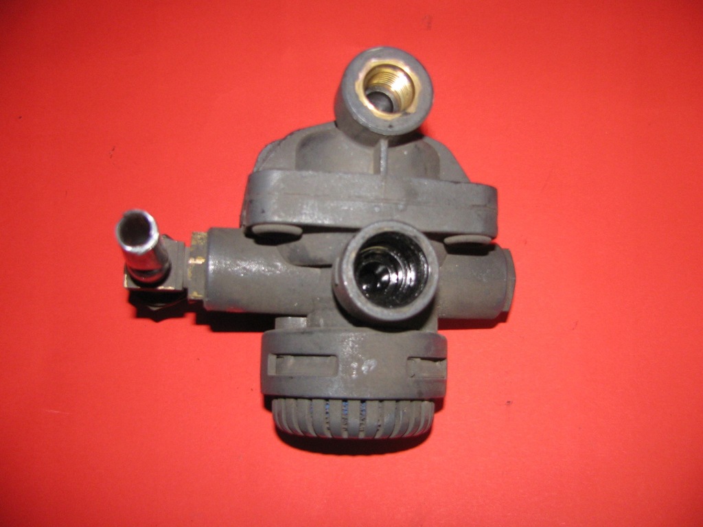 фото №1, Mercedes actros mp4 e-6 клапан a 0044296344.