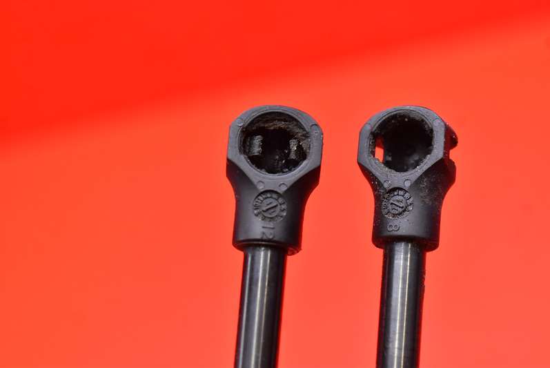 фото №7, Привід амортизатори кришки 9689004580 peugeot 508 1 i kombi 10-14